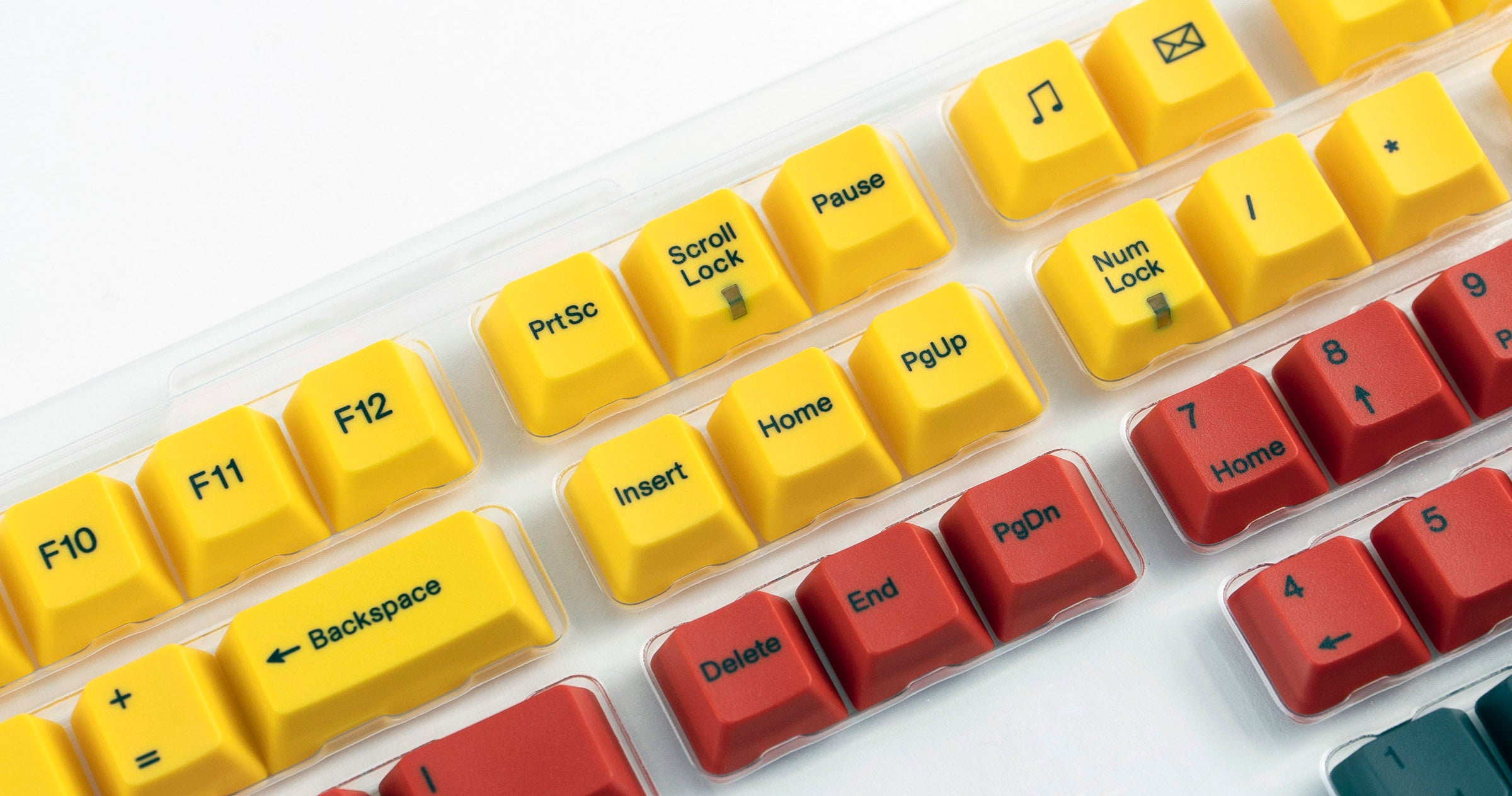 Varmilo 108-Key Dye Sub PBT Keycap Set Yellow Red and Black Lava MKZ7G3NSMK |34132|