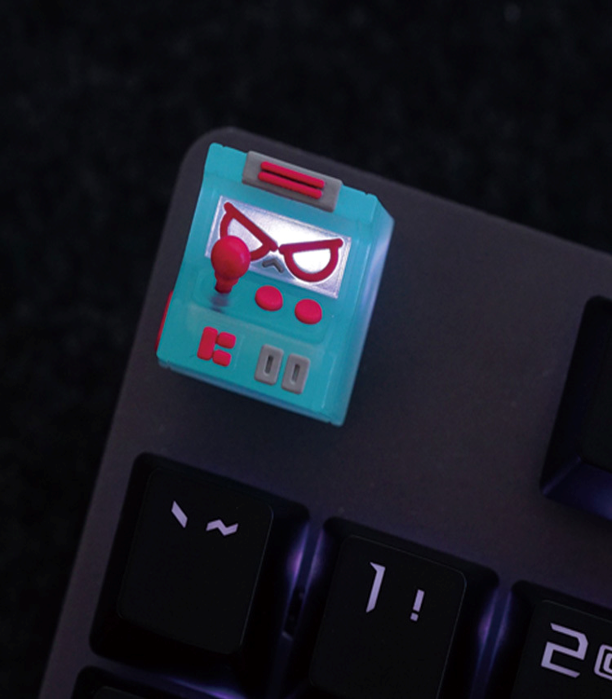 Hot Keys Project HKP Error Keycap Angry Trans Blue Red Artisan Keycap MKH5HDAL93 |0|