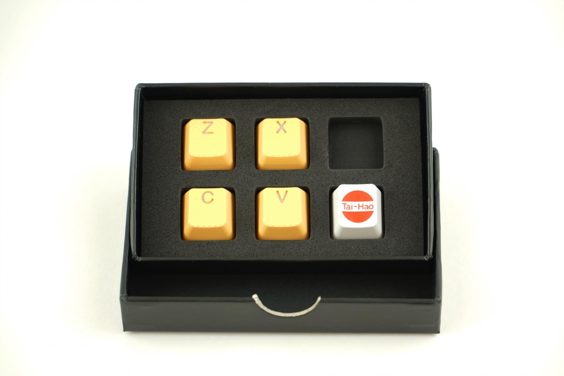 Tai-Hao 4 Key TPR Rubber Backlit Keycap Set Row 1 ZXCV Neon Orange MK4QY6OR7Z |39031|