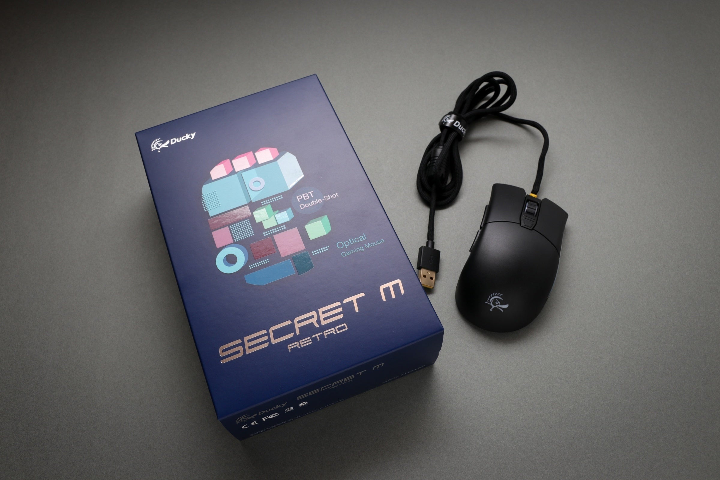 Ducky Secret M Retro RGB Mouse MKRQXFECR8 |28401|