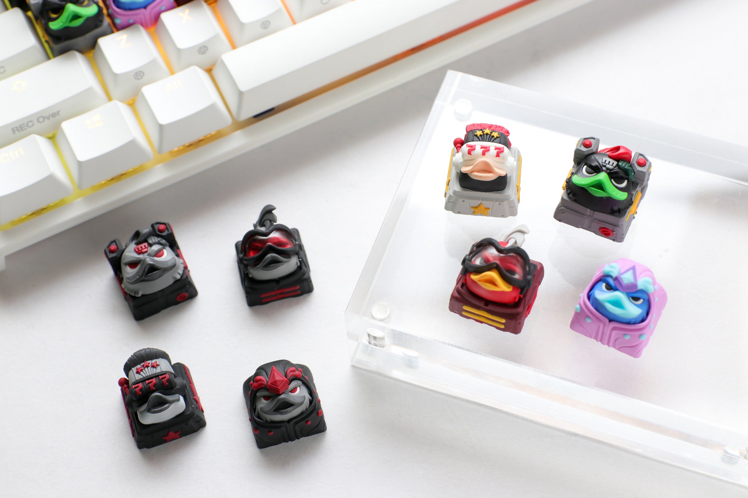 Hot Keys Project HKP x Ducky Ducky League Rocket Round 2 Artisan Keycap MKCPO6MKJ0 |32064|