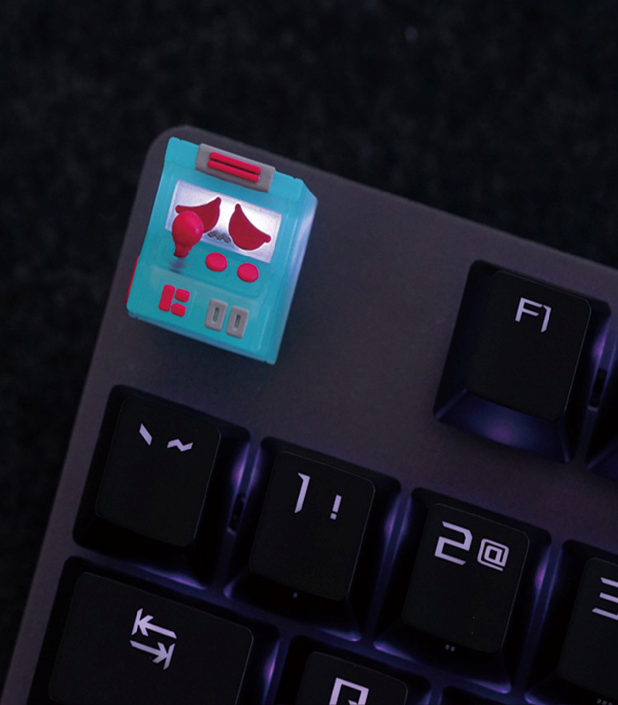 Hot Keys Project HKP Error Keycap Sad Trans Blue Red Artisan Keycap MKI17XJC7B |0|