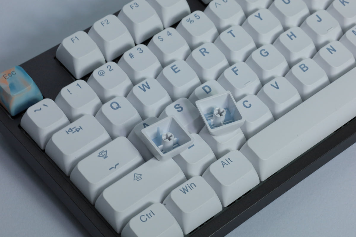 149 Machine Key Tai-Hao Coastal Blue Backlit 149 Key BOBO Profile Double Shot ABS Keyc