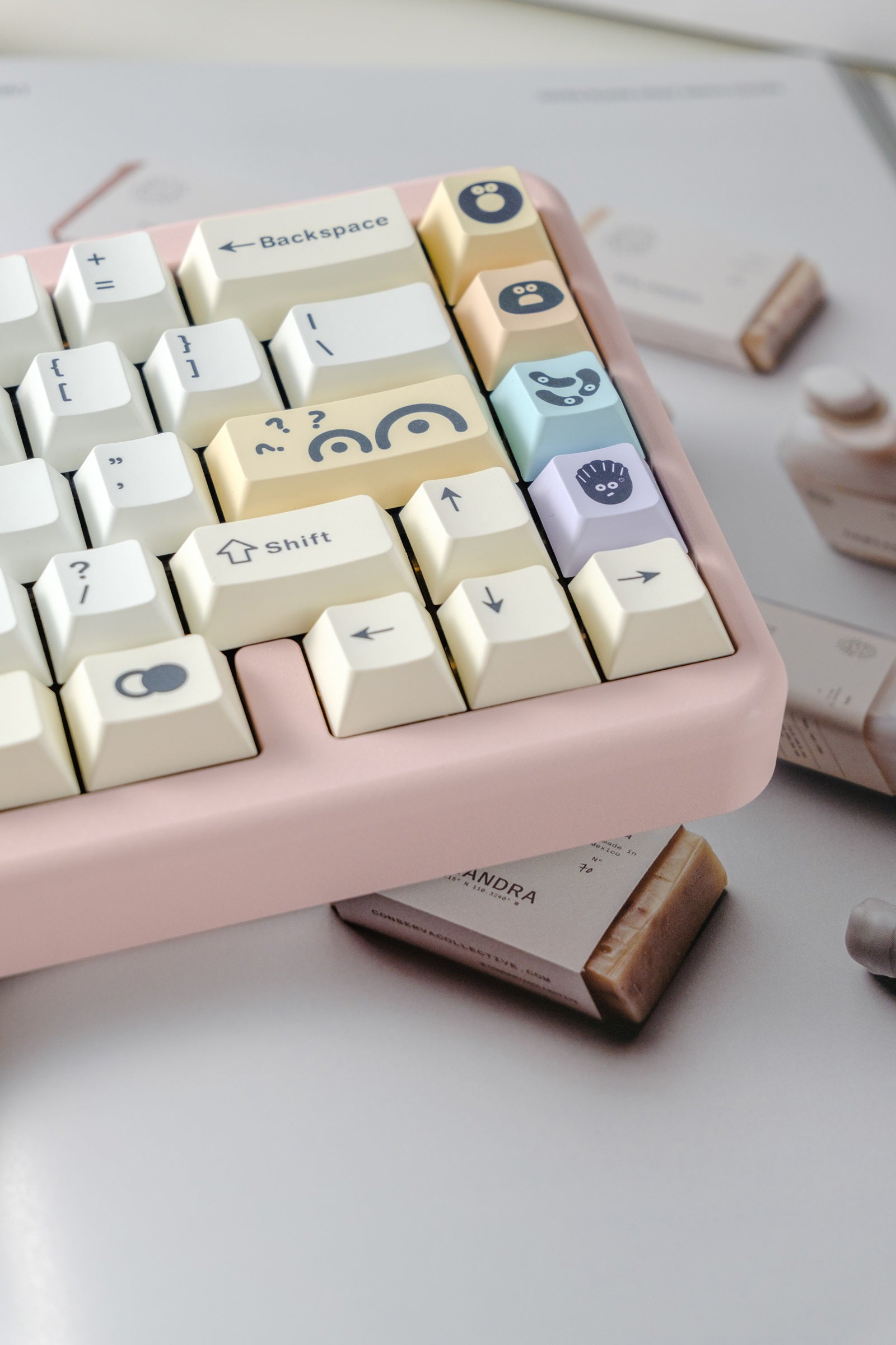 Click Inc Macaron65 Aluminum 65% Hotswap Keyboard MKQL1HLD00 |69455|