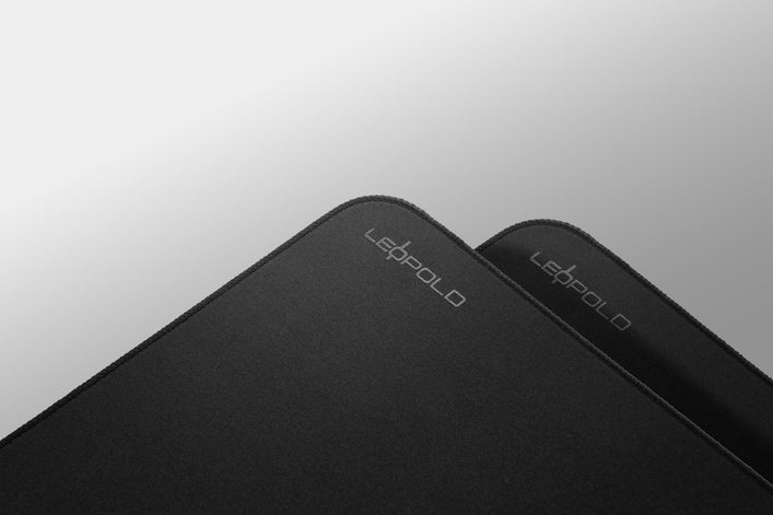 Leopold Premium Black Alpha-Cell * Desk Mat MKLTGSTZC4 |69880|
