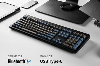 Topre Realforce R3 Grey / Blue Wireless Keyboard keyboard image