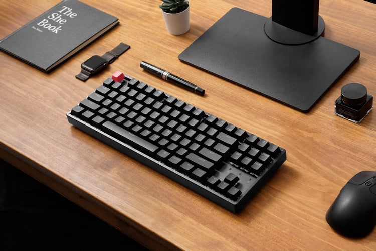 Keychron K8 V2 Aluminum Hotswap Wireless RGB Keyboard MKBUASPNRN |73395|