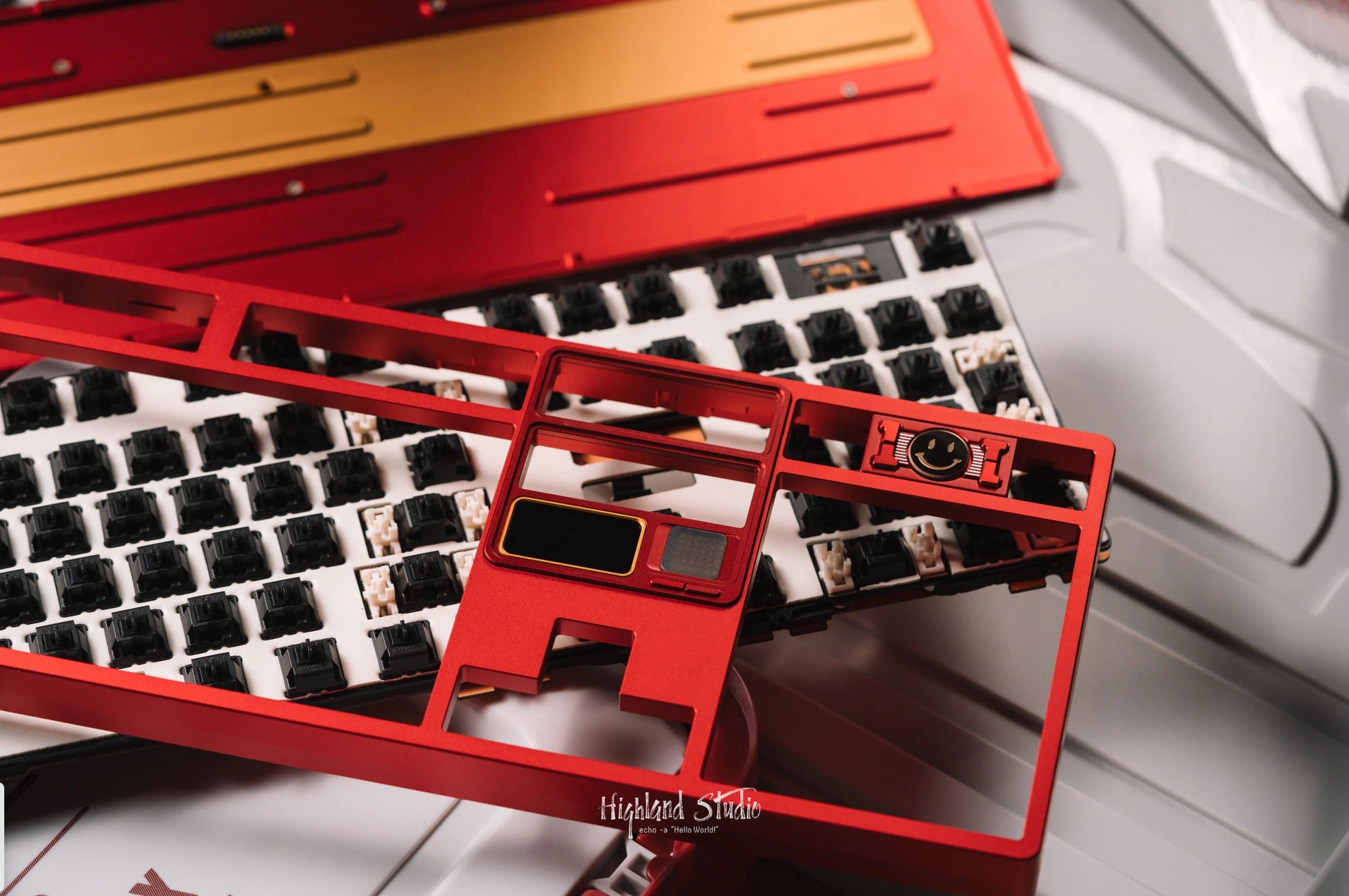 Qwertykeys QK101 * WK Aluminum Barebones Wireless DIY Keyboard Kit MKRW8Z1G43 |73580|