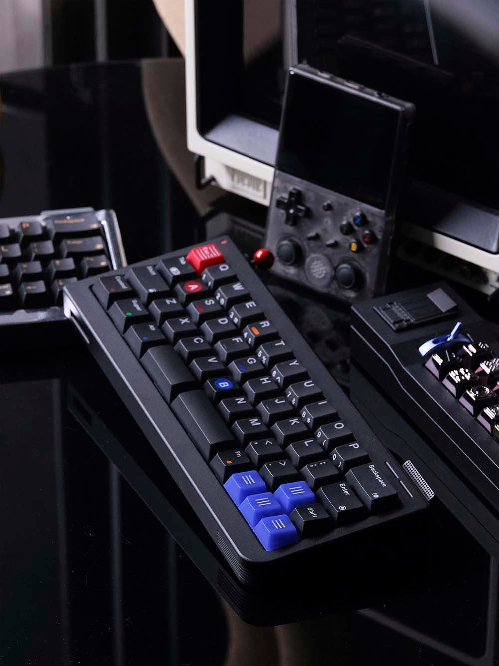 80Retros GB40 40% Wireless Keyboard