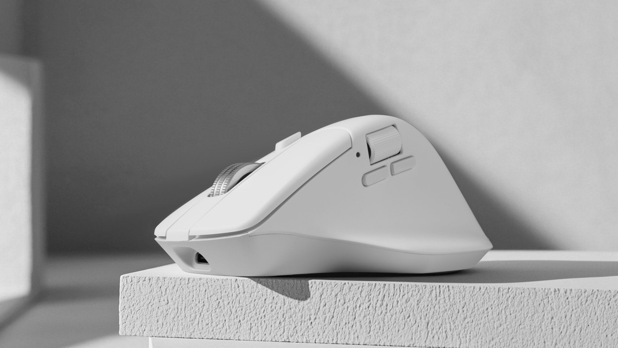 Keychron M6 Silent PixArt 3311 White Wireless 1K Steel Scroll Wheel Mouse MKXRLGFKRO |77617|