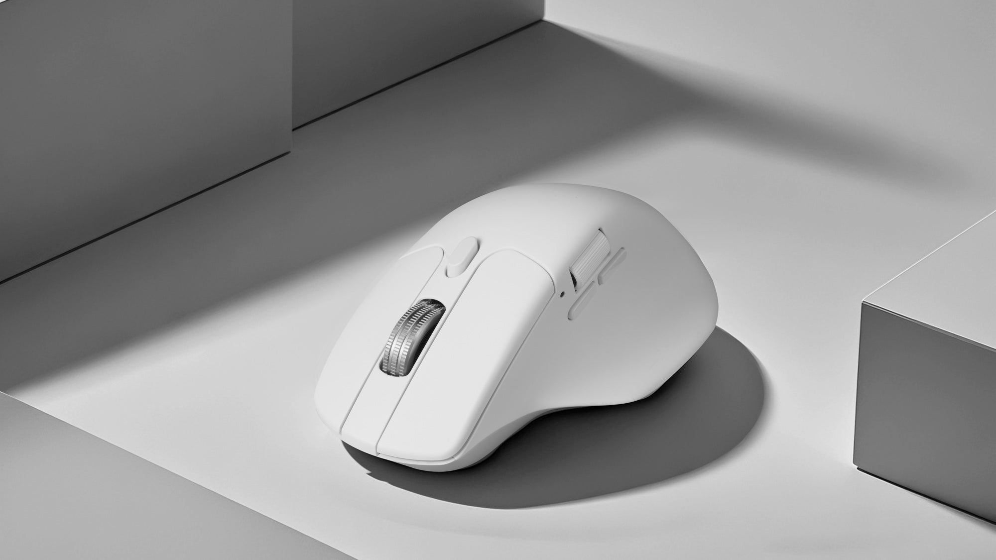 Keychron M6 Silent PixArt 3311 White Wireless 1K Steel Scroll Wheel Mouse MKXRLGFKRO |77616|