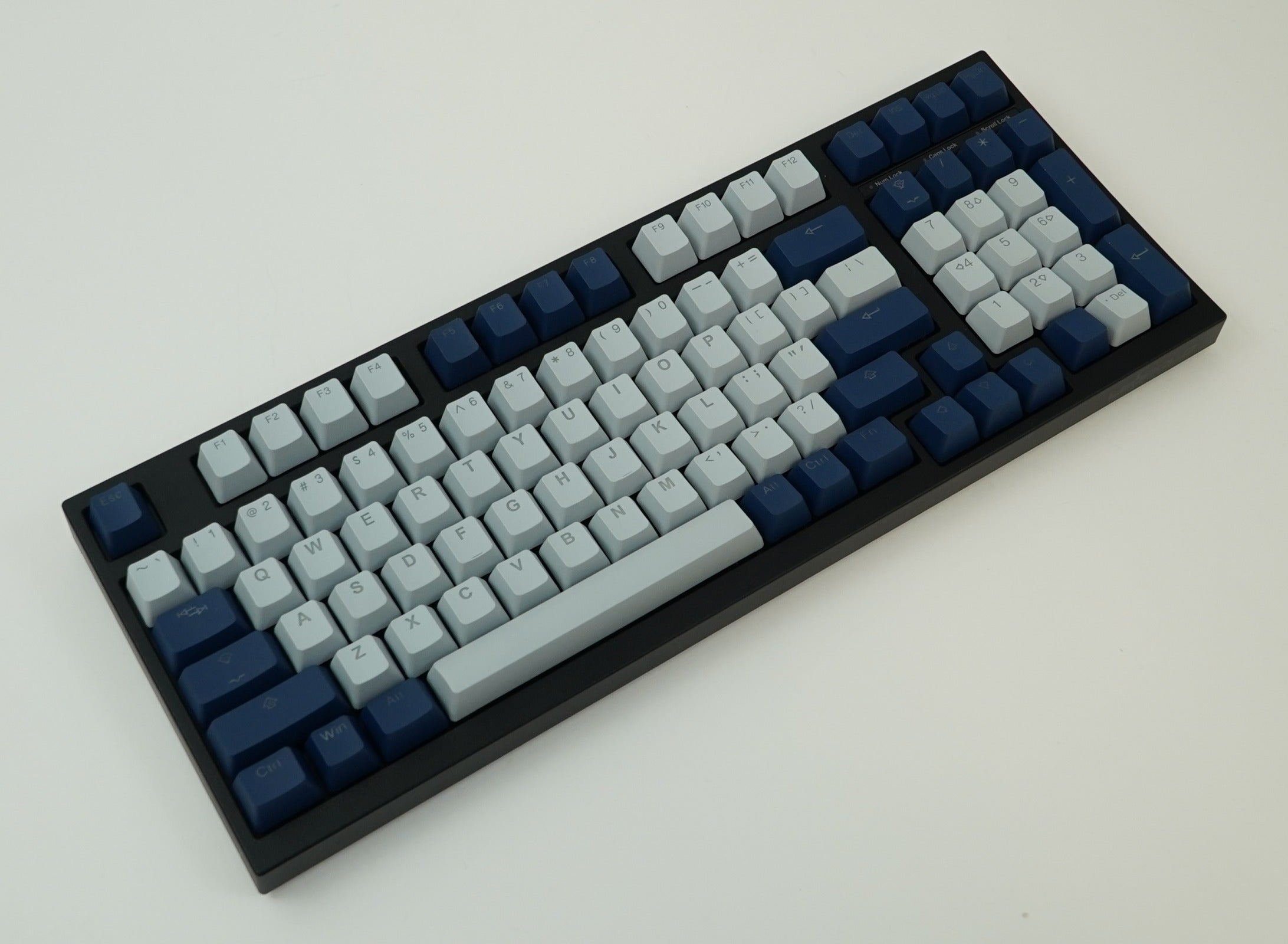 Tai-Hao 132 Key PBT Double Shot Backlit Keycap Set Cool Grey / Navy MK1BVSY023 |39078|