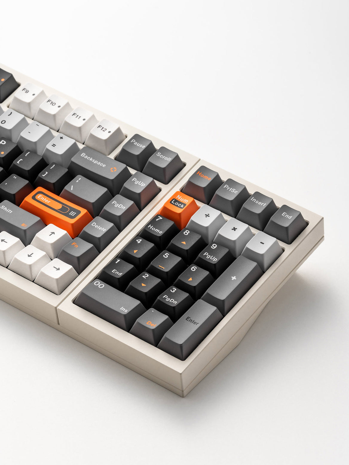 LUMINKEY Luminkey98 V2 Aluminum Wireless Keyboard MK82KBN9CY |78960|