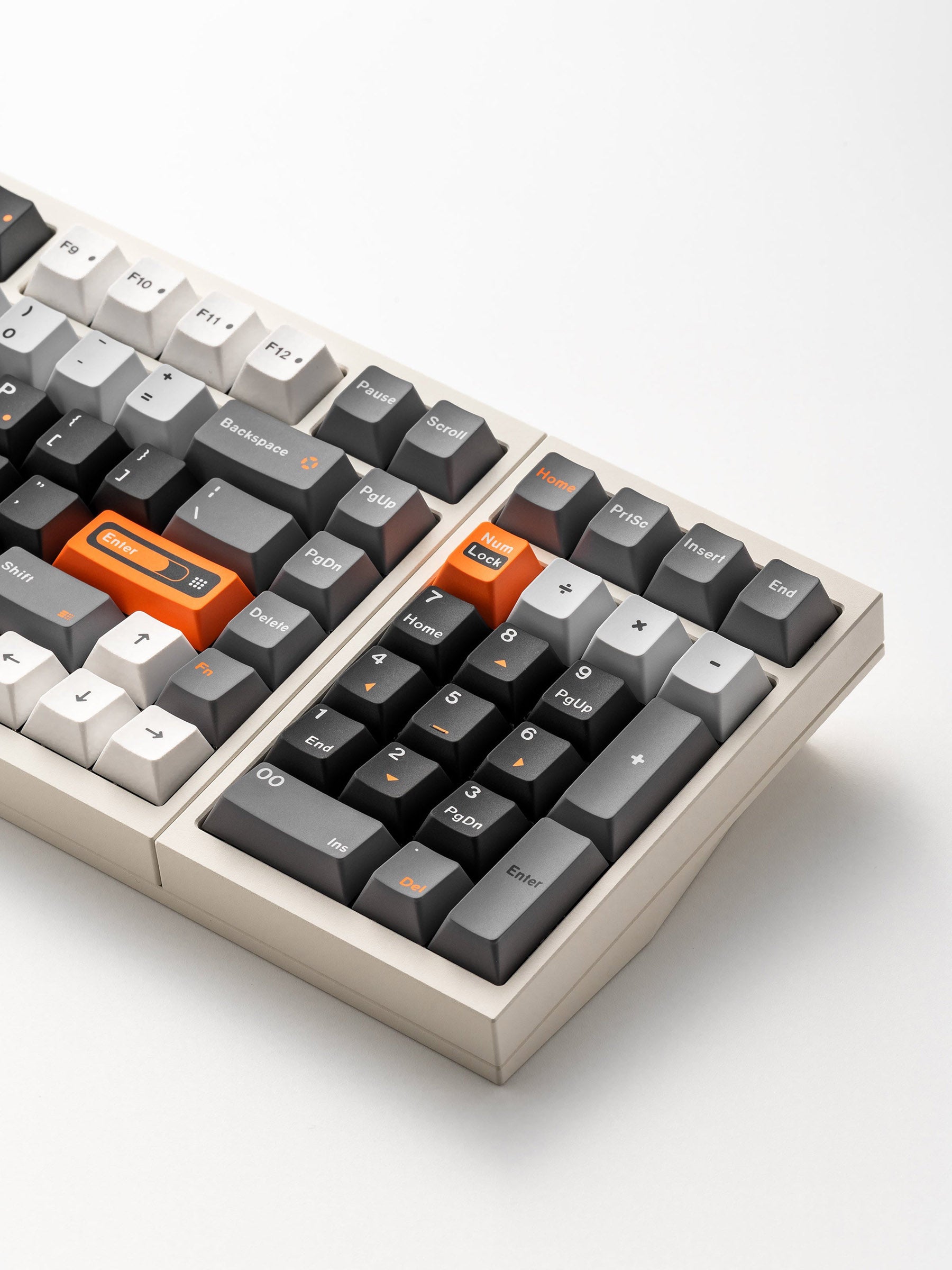 LUMINKEY Luminkey98 V2 Aluminum Wireless Keyboard MK82KBN9CY |78960|