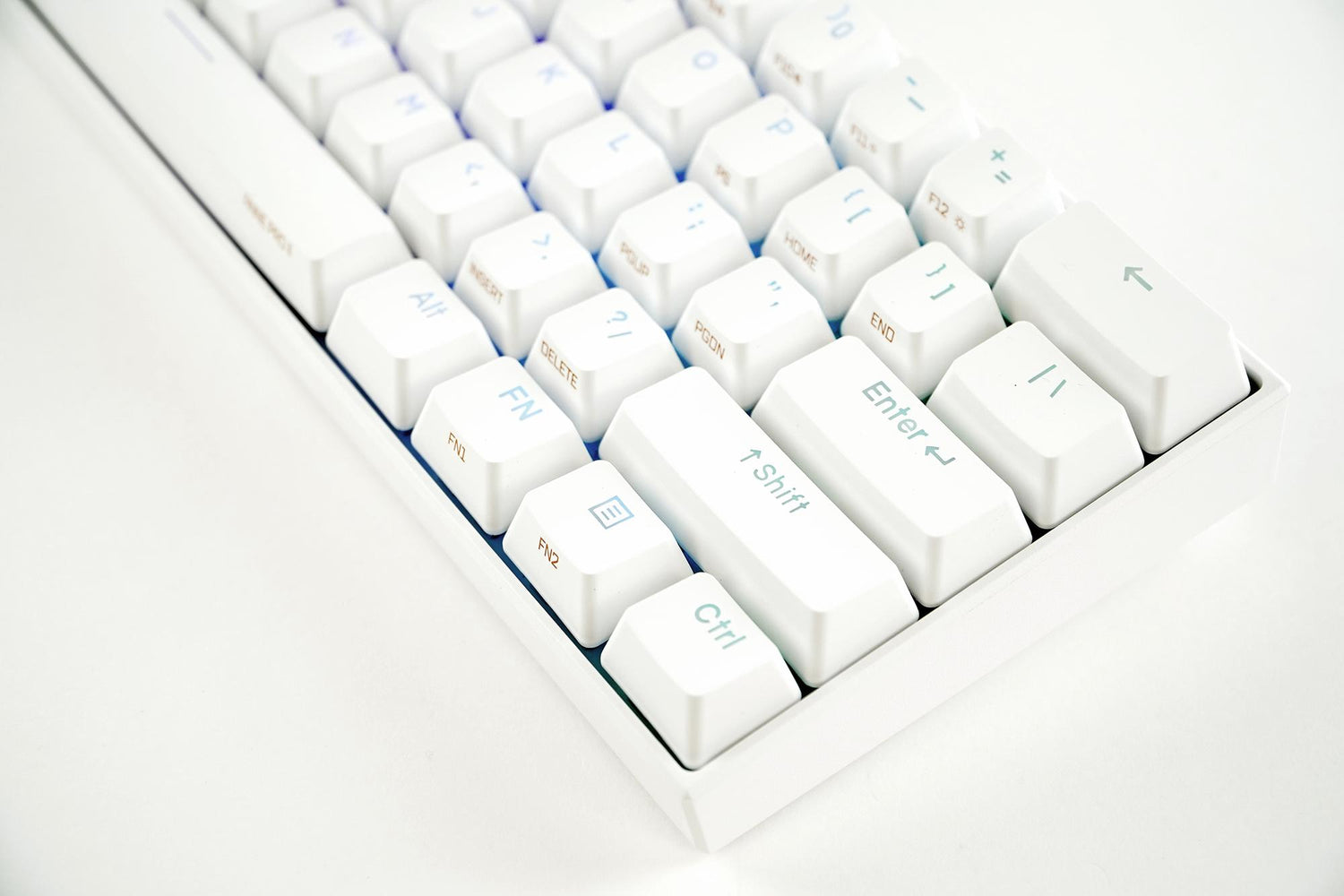 Obinslab Anne Pro 2 White 60% Bluetooth RGB Mechanical Keyboard