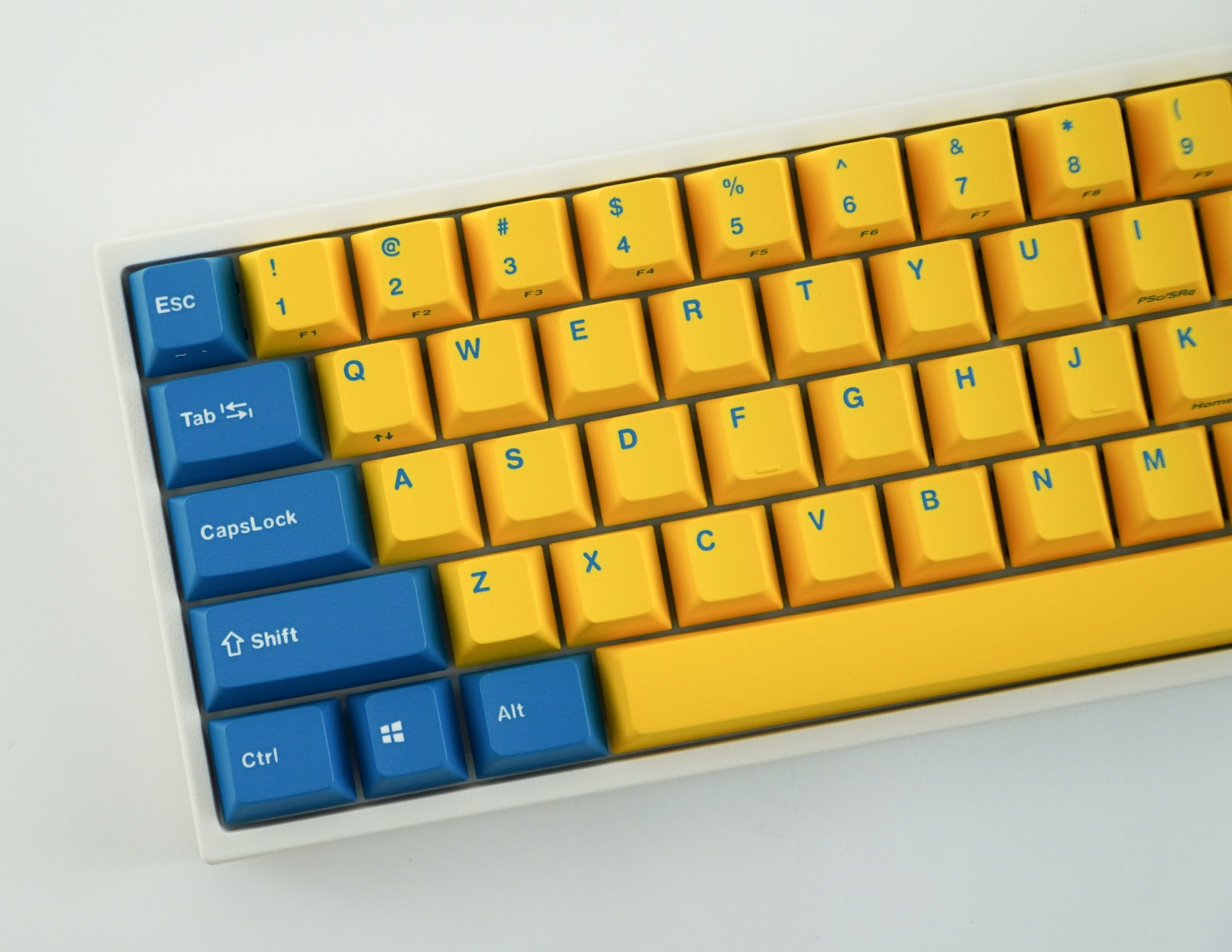 Compact Keyboards / 60%+