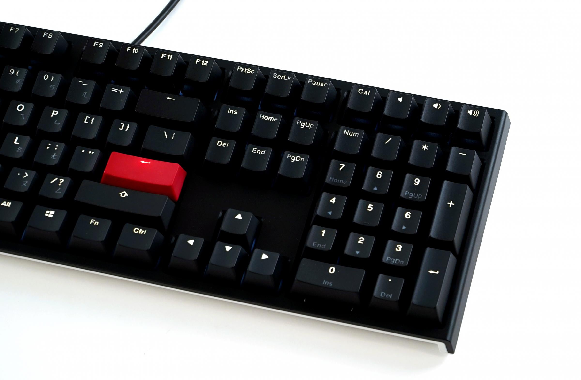 Ducky One 2 Black Case White LED Taiwanese Edition MK8QCCR9JN |39664|