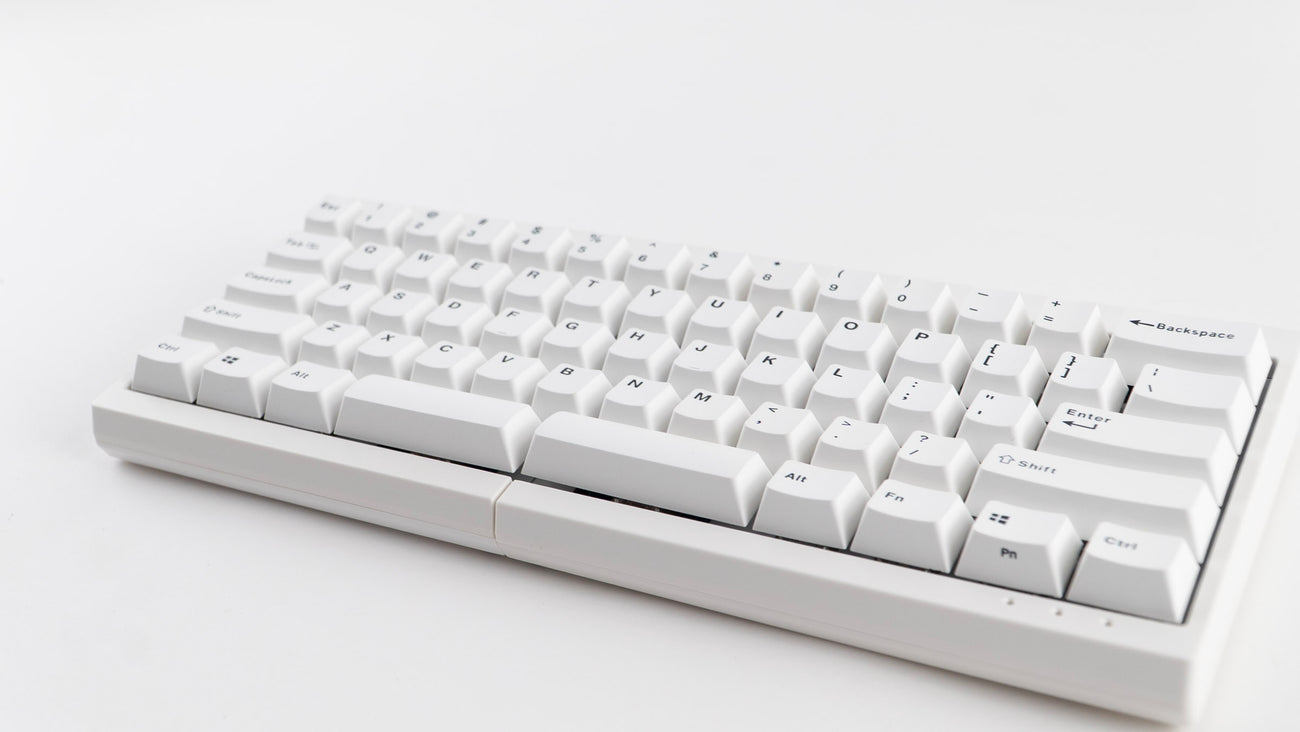 Mistel Barocco White 60% RGB Double Shot PBT Mechanical Keyboard keyboard image