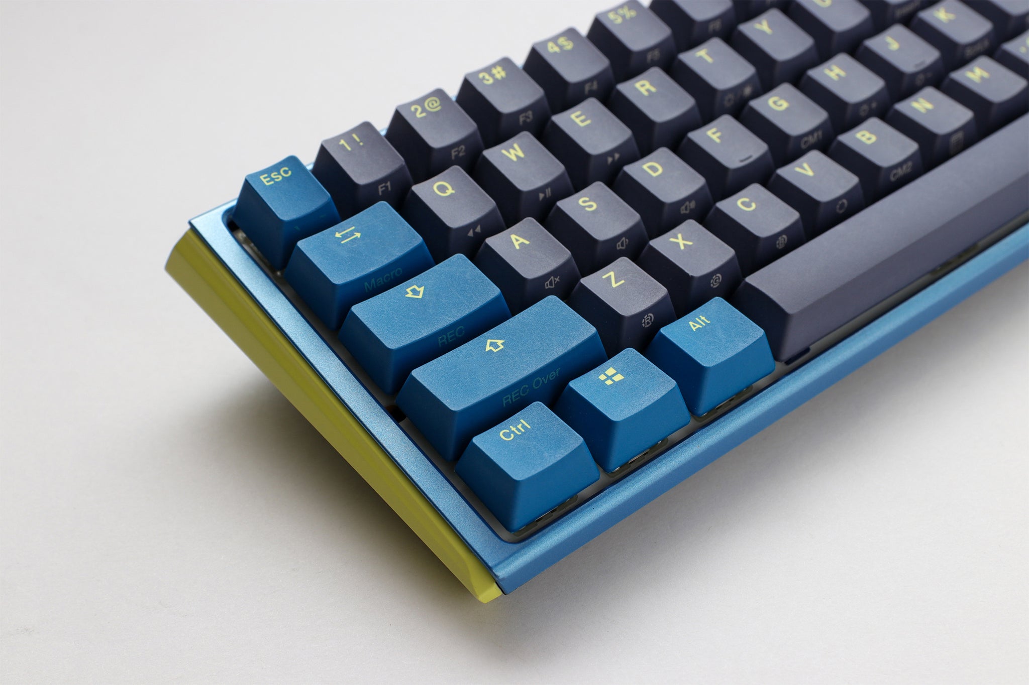 Ducky One 3 Mini Daybreak 60% Hotswap RGB Double Shot PBT QUACK Mechan